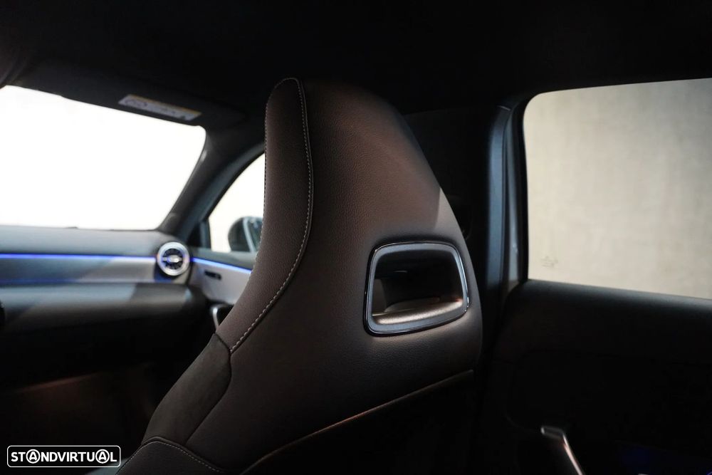 Mercedes-Benz A 250 - 37