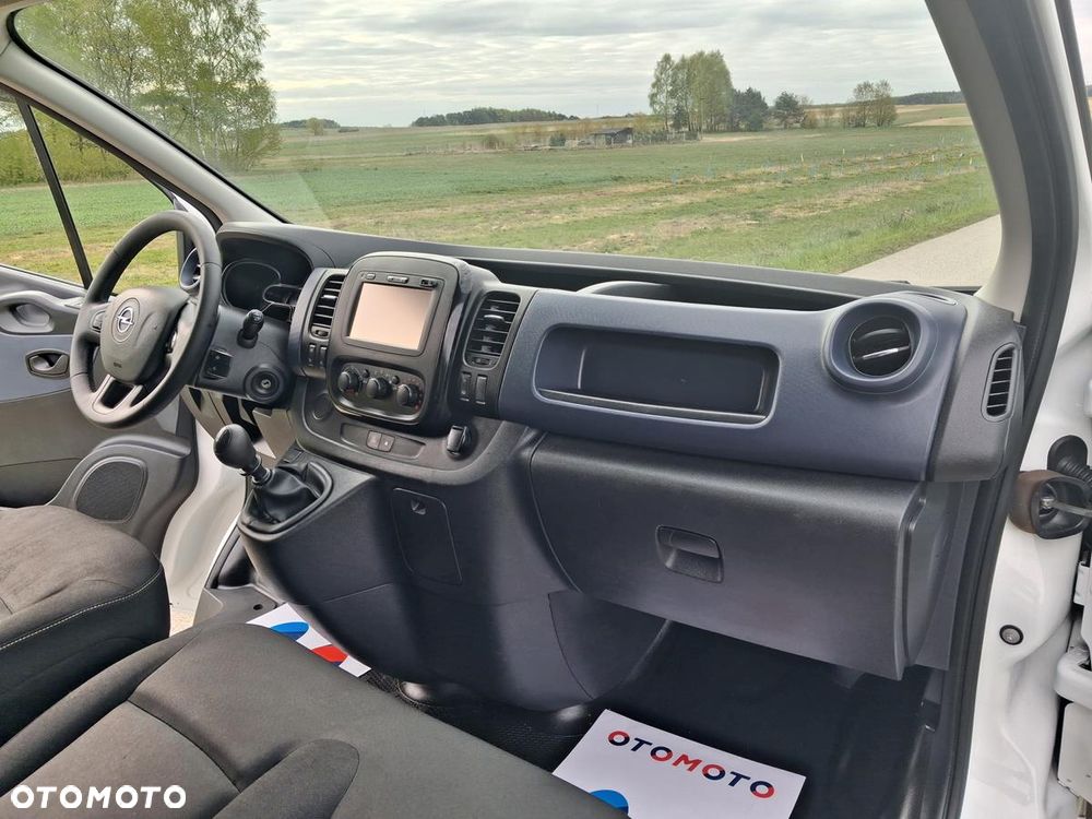 Opel Vivaro - 20