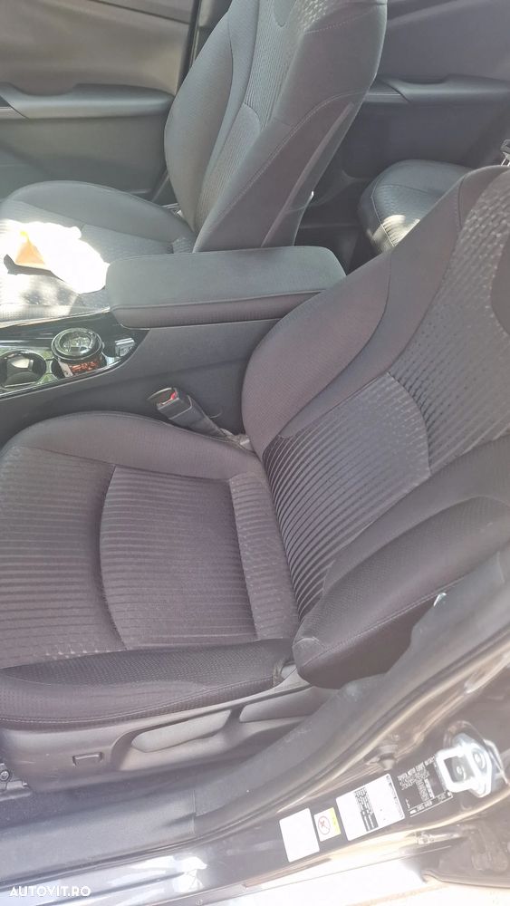 Toyota Prius Prime 1.8 HSD Exclusive Plus - 6