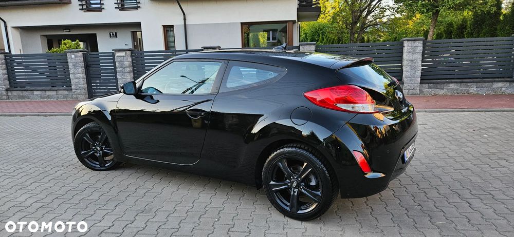 Hyundai Veloster 1.6 Premium - 3