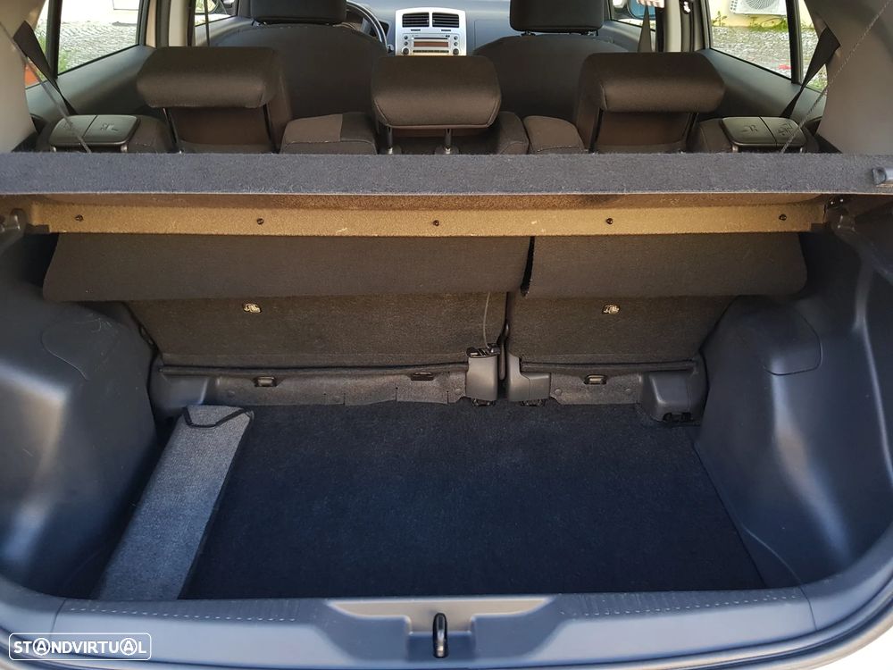 Toyota Urban Cruiser 1.33 VVT-i Sol - 50