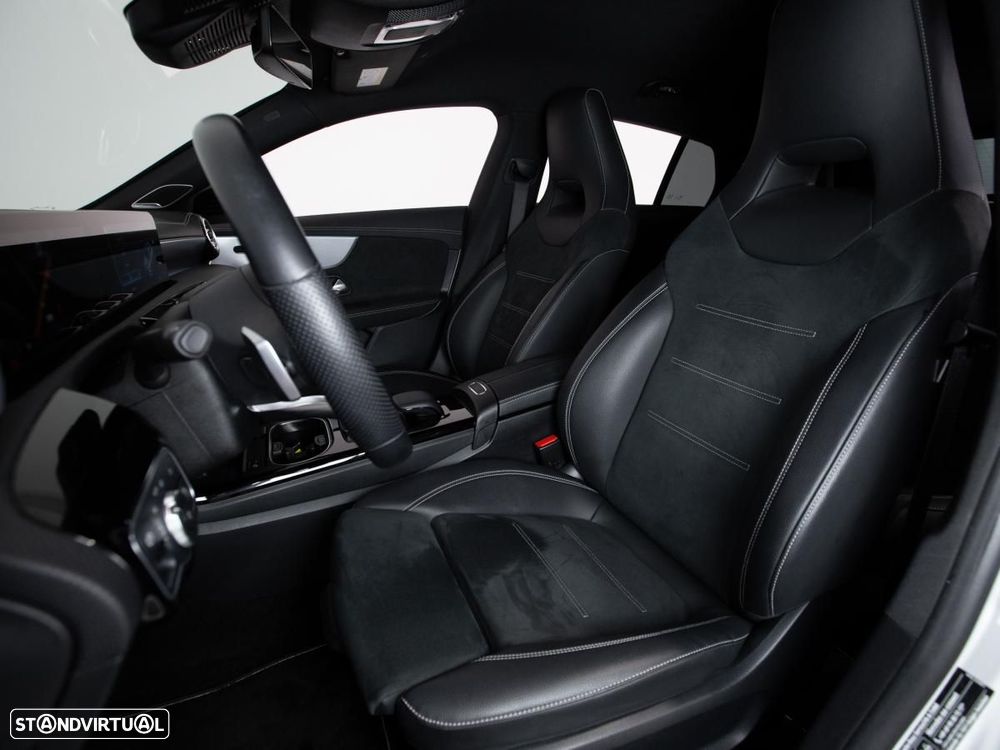 Mercedes-Benz CLA 250 e Shooting Brake AMG Line - 8