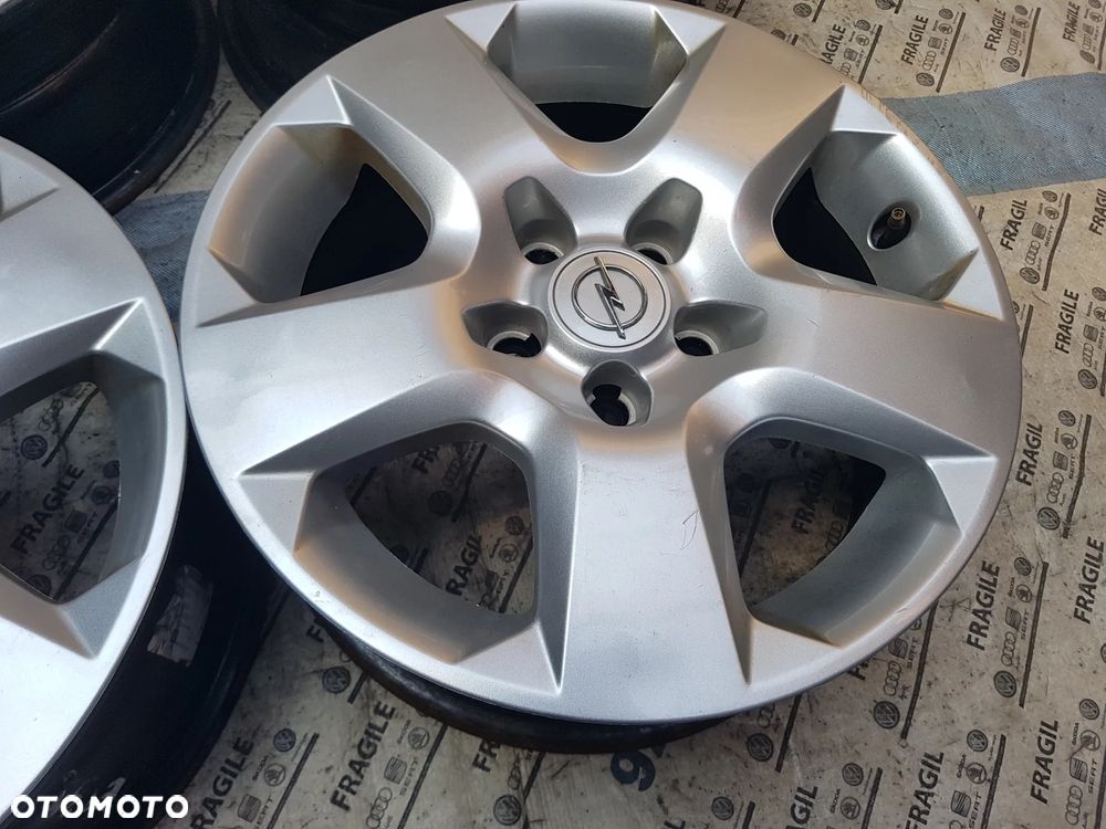 FELGI STALOWE STRUKTURALNE KOŁPAKI OPEL  5x110 6,5JX16 ET39 ASTRA H MERIWA B ZAFIRA B VECTRA C - 14