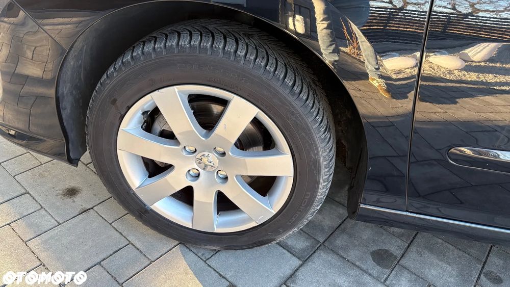 Peugeot 308 1.6 Trendy Navtech - 10