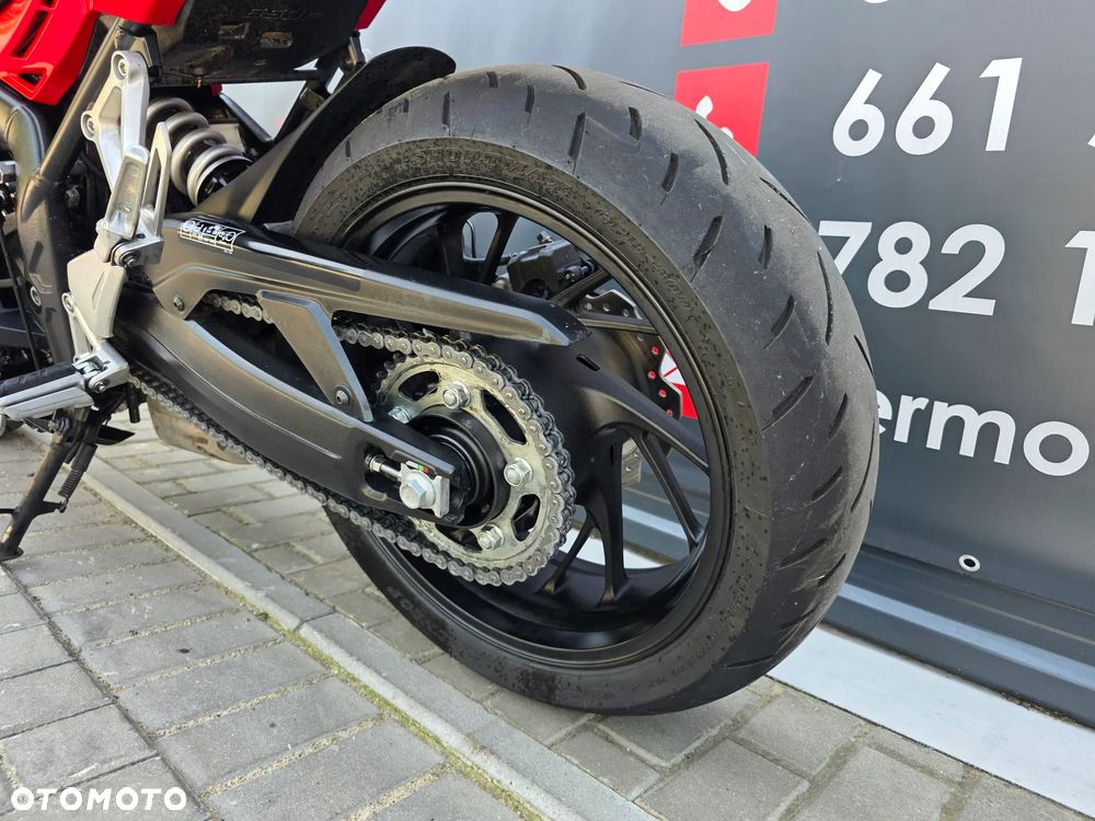 Honda CBR - 7