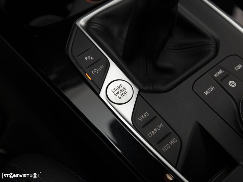 BMW 116 d Pack Desportivo M - 22