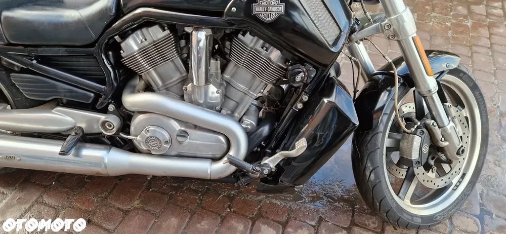 Harley-Davidson V-Rod Muscle - 23