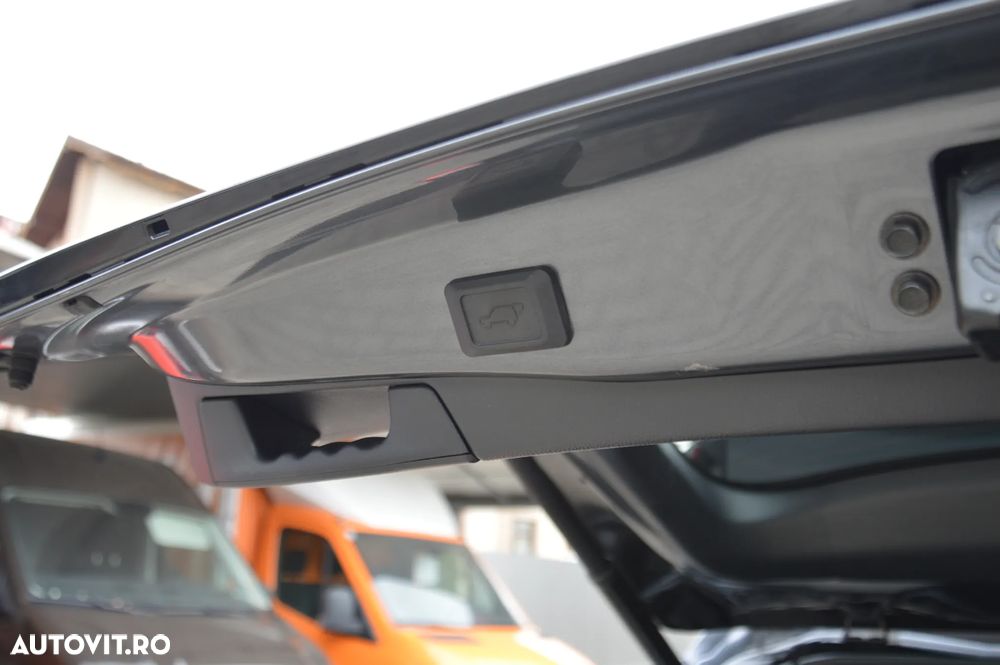 Toyota RAV4 Plug-in-Hybrid Technik- und Style Paket - 38