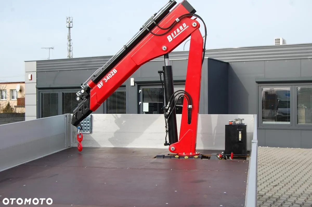 Iveco żuraw, HDS + montaż, do płyt warstwowych, okien, budowlanki - 9