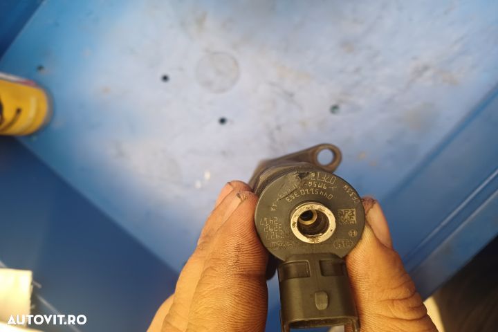 Injector motorina 0445110353 1.6 TDCI Ford Focus 2 [facelift] [2008 - - 4