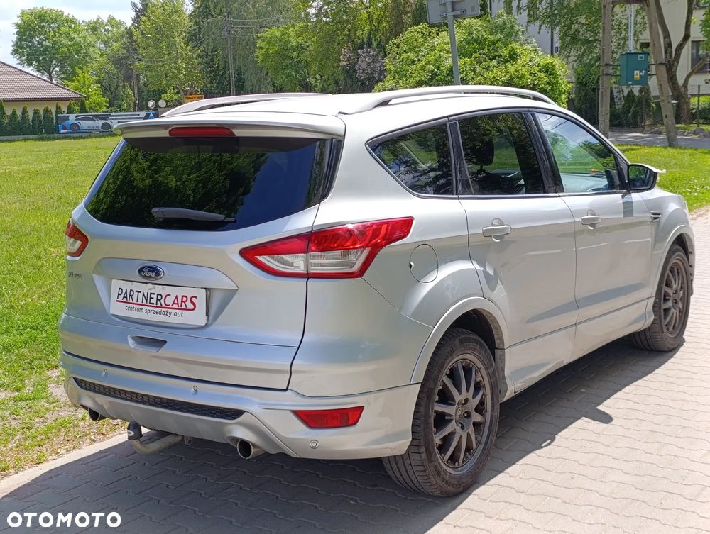 Ford Kuga 2.0 TDCi 4x4 Titanium - 4