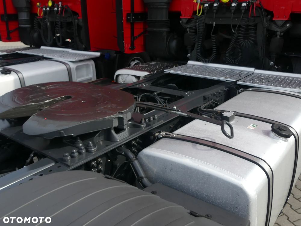 Iveco S WAY 460 / EURO 6 / NISKI PRZEBIEG / STANDARD / - 19