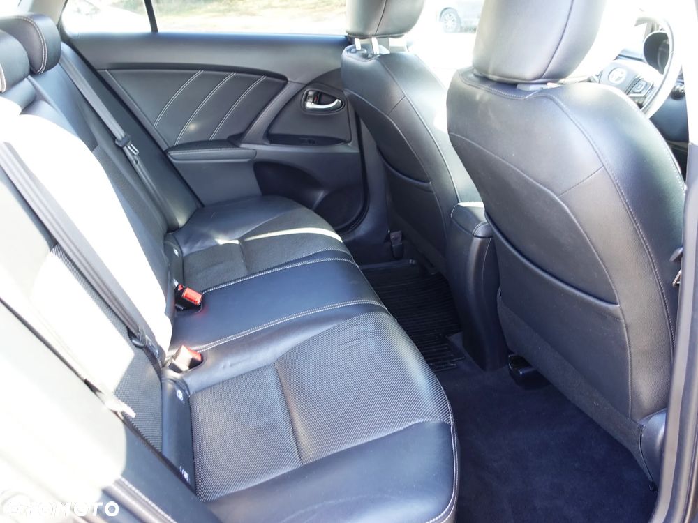 Toyota Avensis 1.8 Prestige - 21