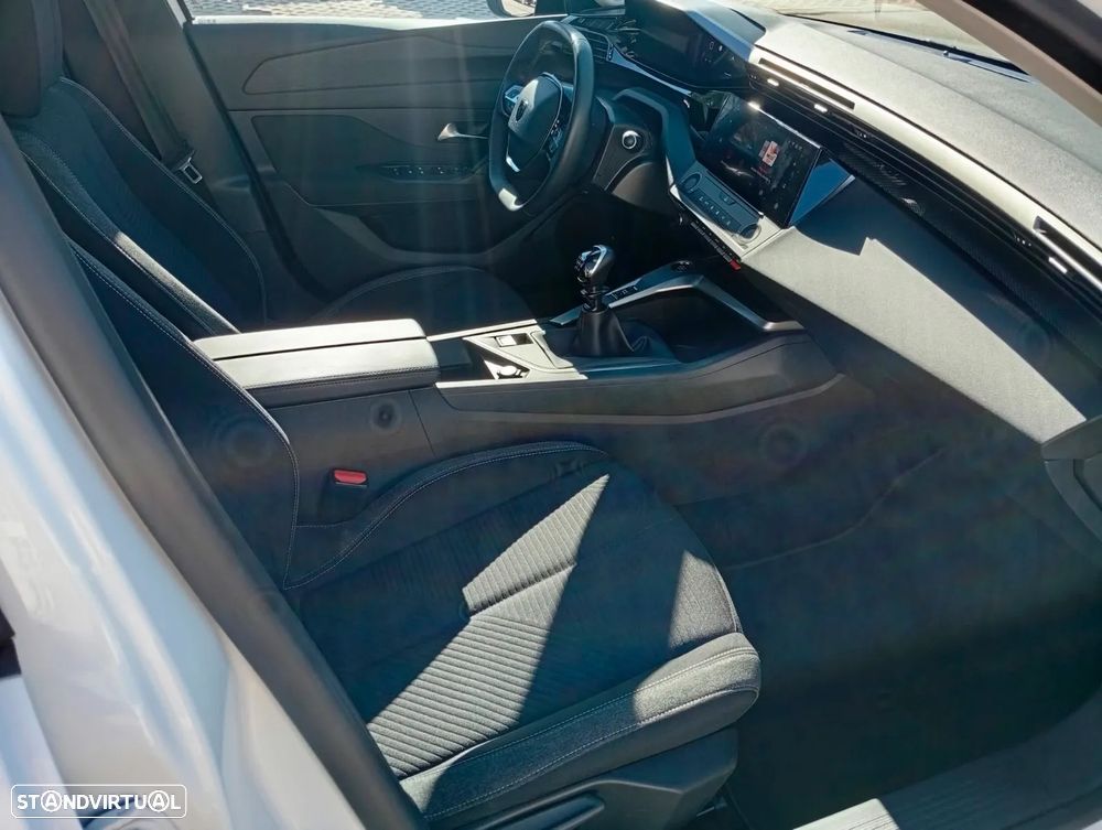 Peugeot 308 SW — fotografia 13