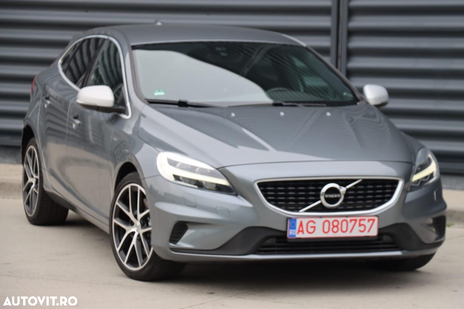 Volvo V40 D3 Geartronic RDesign - 18