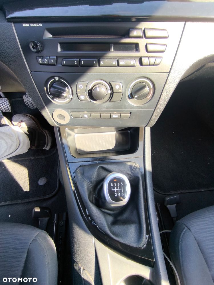 BMW Seria 1 - 17