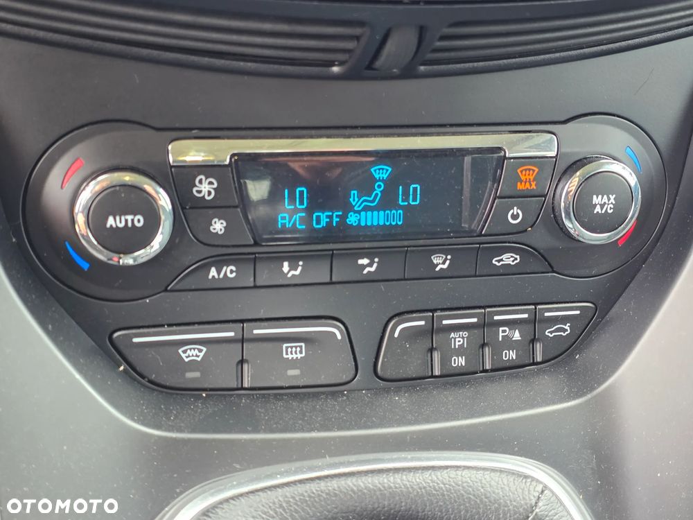 Ford C-MAX 2.0 TDCi Titanium - 19