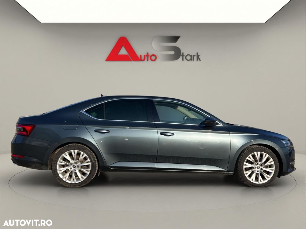 Skoda Superb 2.0 TSI 4X4 DSG Laurin & Klement - 12