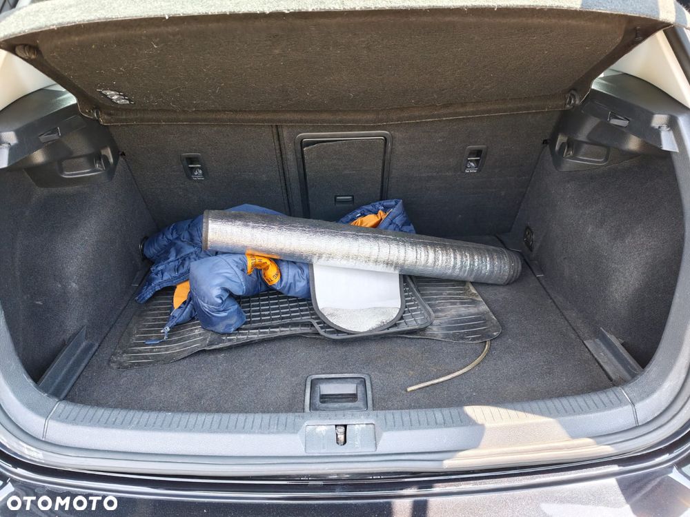 Volkswagen Golf 1.6 TDI BMT Highline - 19