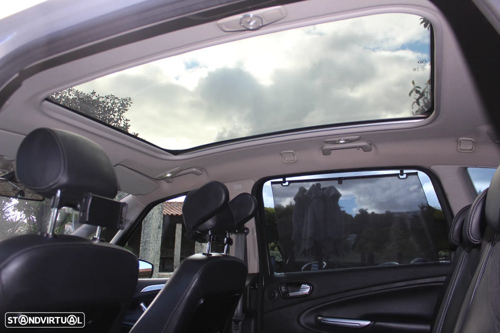 Ford S-Max 2.0 TDCi DPF Titanium - 24