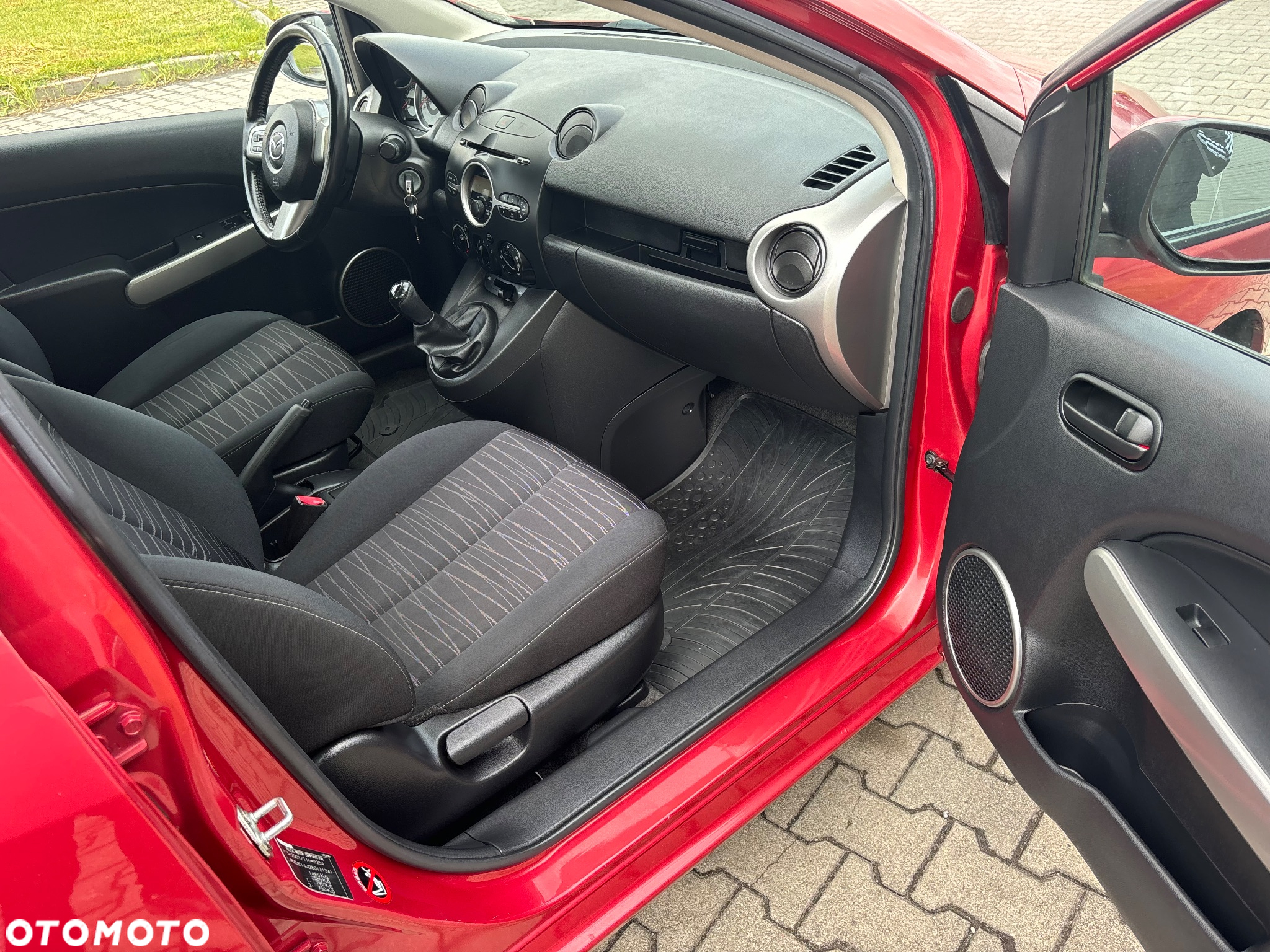 Mazda 2 1.3 Exclusive - 30