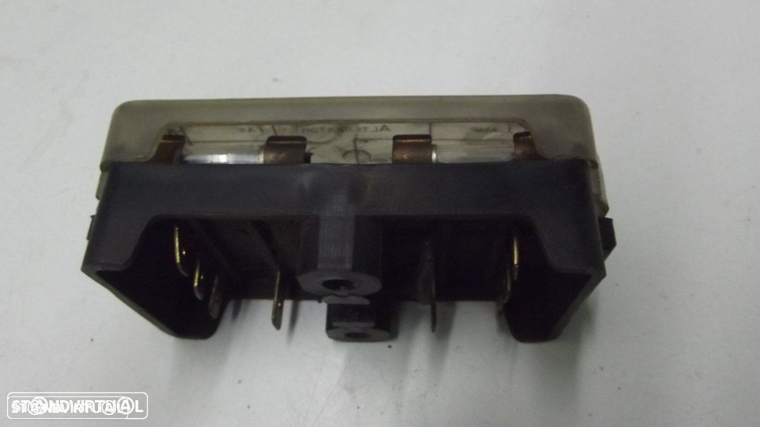 Datsun 1200 caixa de fuzíveis - 1