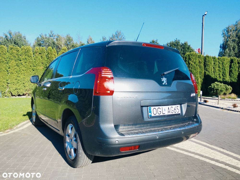 Peugeot 5008 - 2