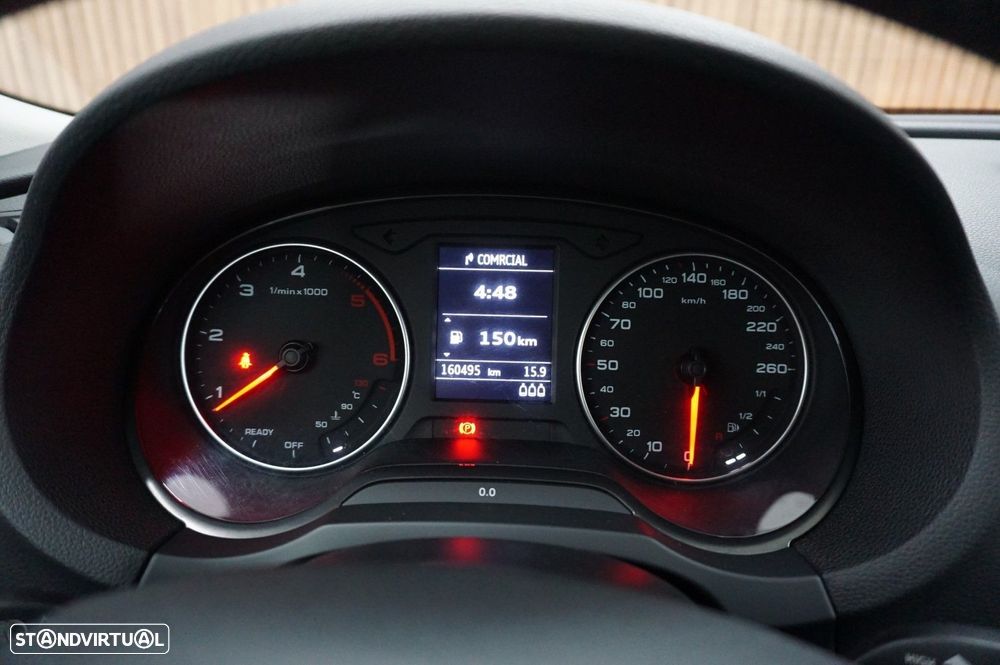 Audi A3 1.6 TDI Advance Ultra - 14