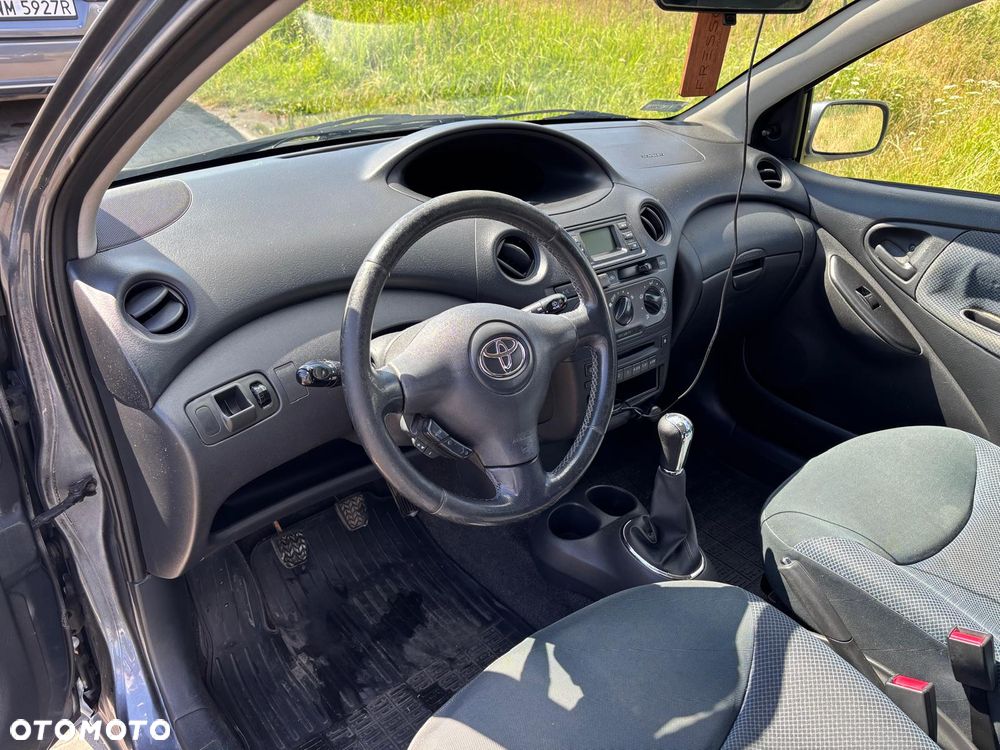 Toyota Yaris 1.4 D-4D Luna - 9