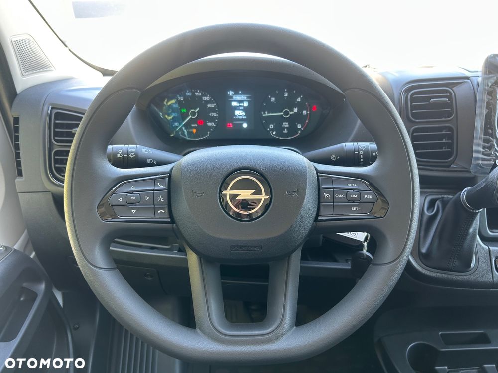 Opel Movano - 18