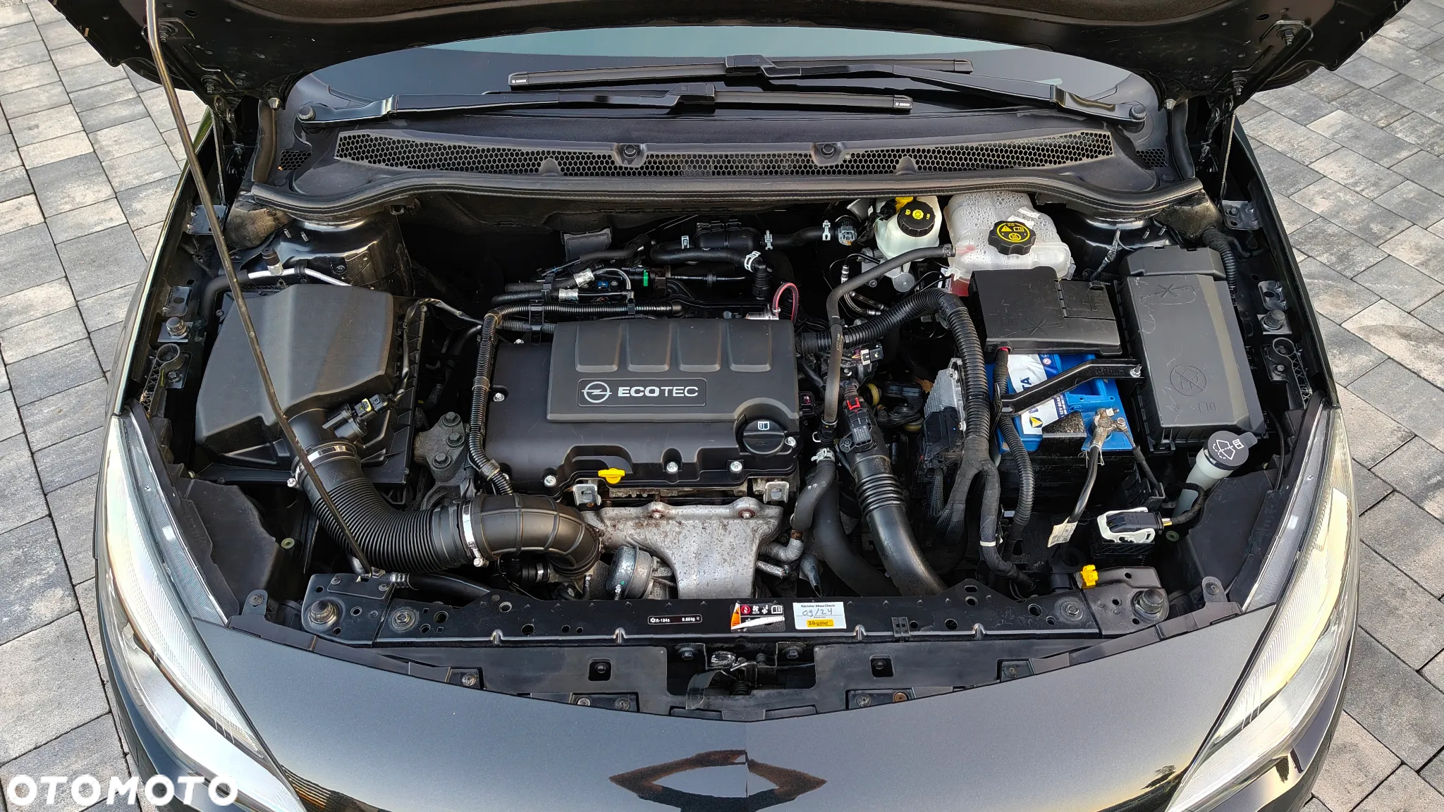 Opel Astra 1.4 Turbo Exklusiv - 34