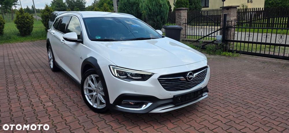 Opel Insignia 2.0 CDTI 4x4 Exclusive S&S - 3