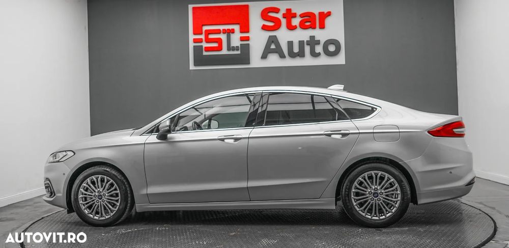 Ford Mondeo 2.0 HEV Titanium - 10
