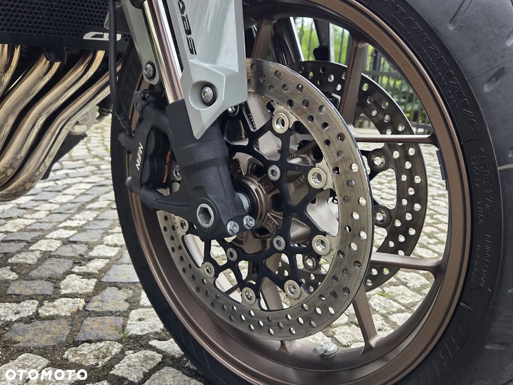 Honda CB - 17