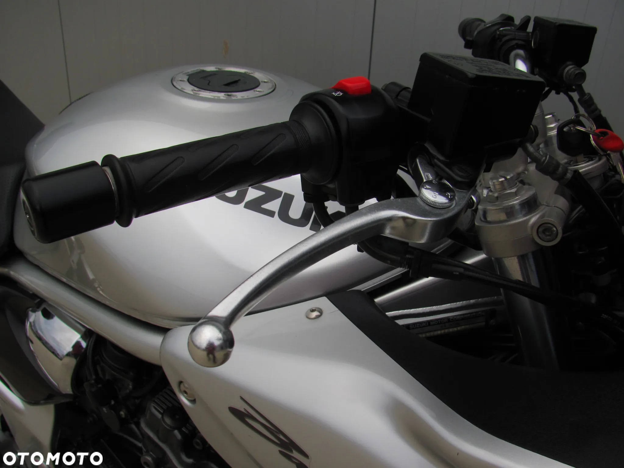 Suzuki Bandit - 10