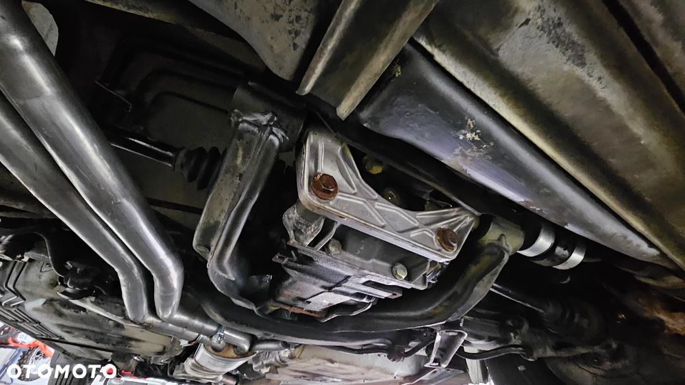 BMW Seria 5 - 29