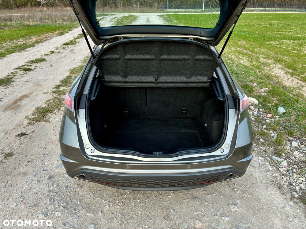 Honda Civic 1.8i-VTEC Sport - 9