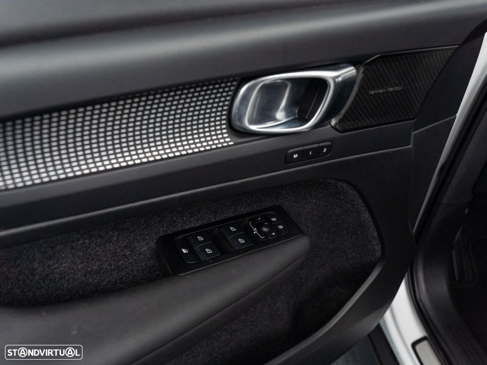 Volvo XC 40 1.5 T5 PHEV R-Design - 18