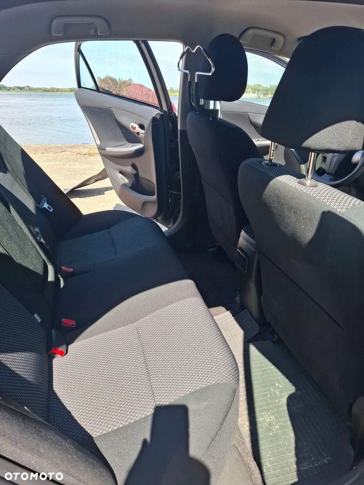 Toyota Corolla 1.6 2010 - 8