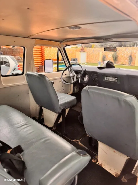 Dodge Van - 10