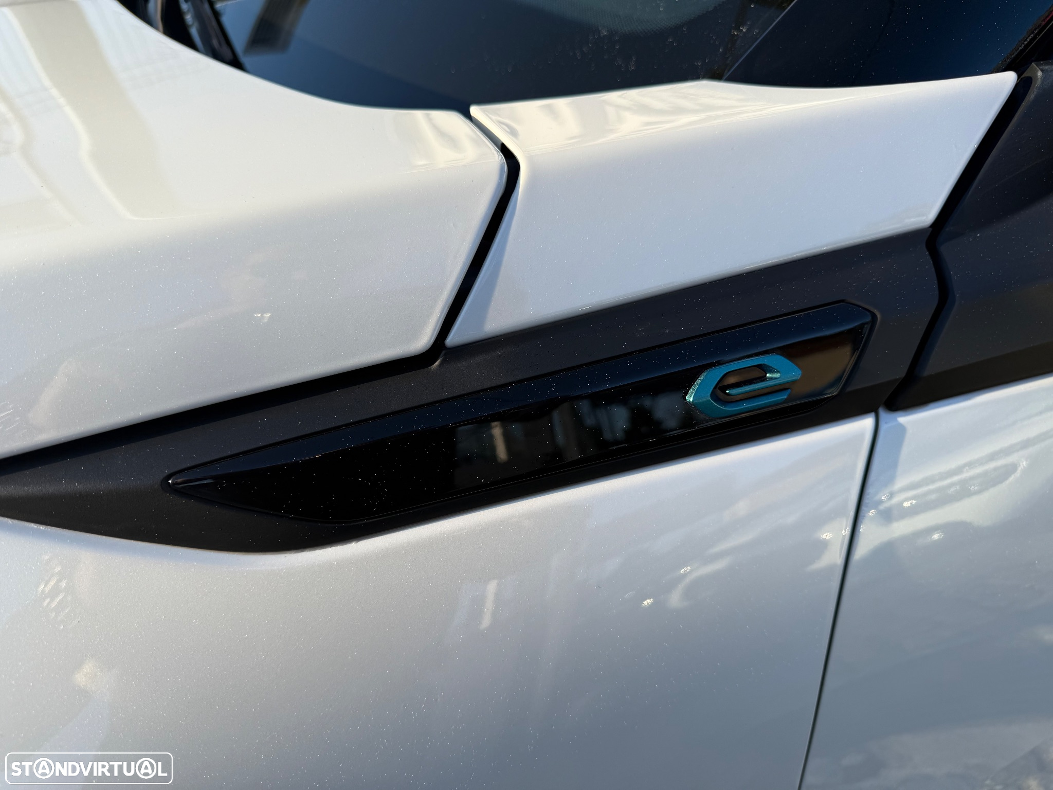 Peugeot e-2008 50 kWh Allure Pack - 11
