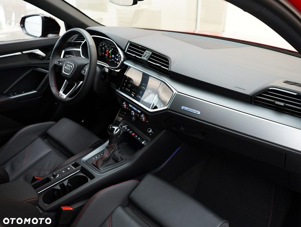 Audi Q3 Sportback - 31