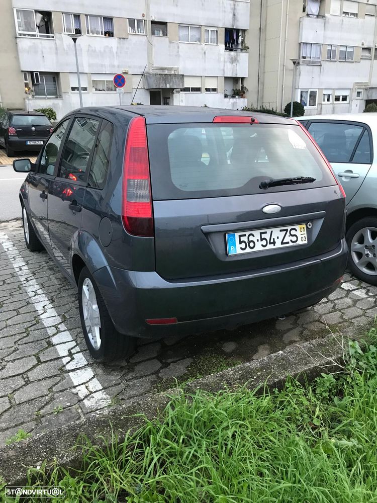 Ford Fiesta 1.25 Ghia - 5