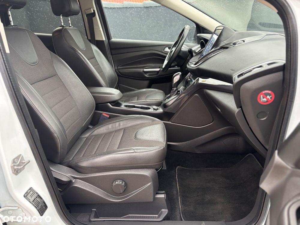 Ford Kuga 2.0 TDCi 4x4 Individual - 28