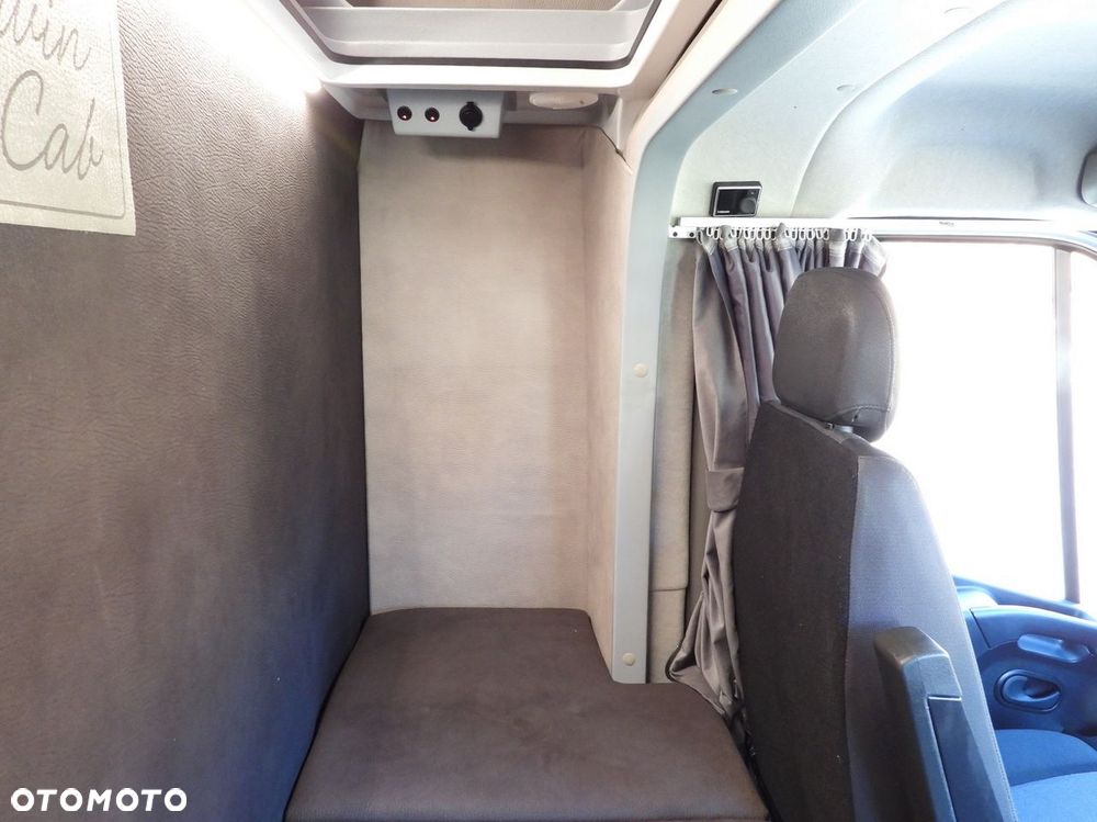 Renault MASTER PLANDEKA 8 PALET WEBASTO TEMPOMAT LEDY KLIMATYZACJA  165KM - 39