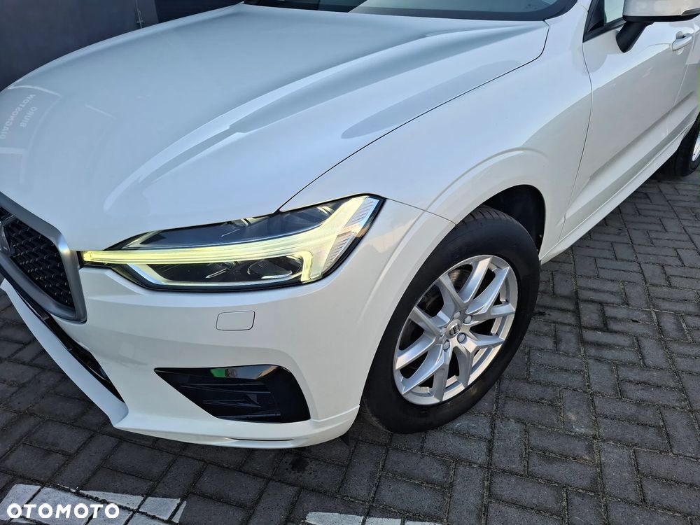 Volvo XC 60 D4 SCR AWD Momentum - 9
