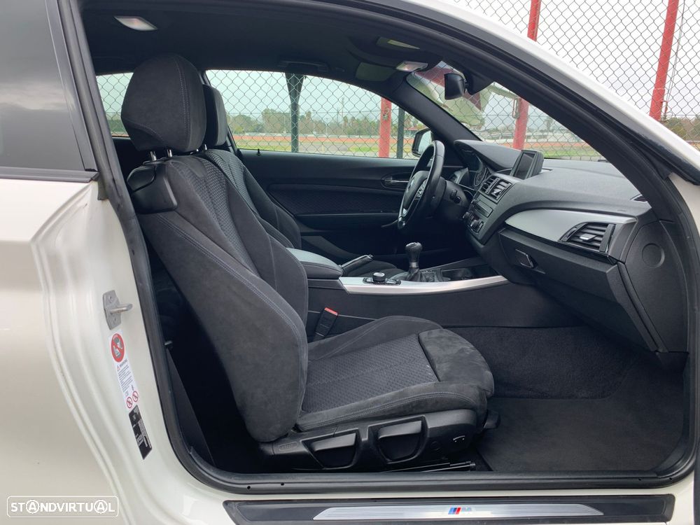 BMW 120 d Pack M - 11