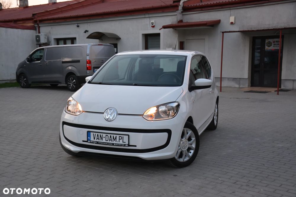 Volkswagen up! (BlueMotion Technology) move