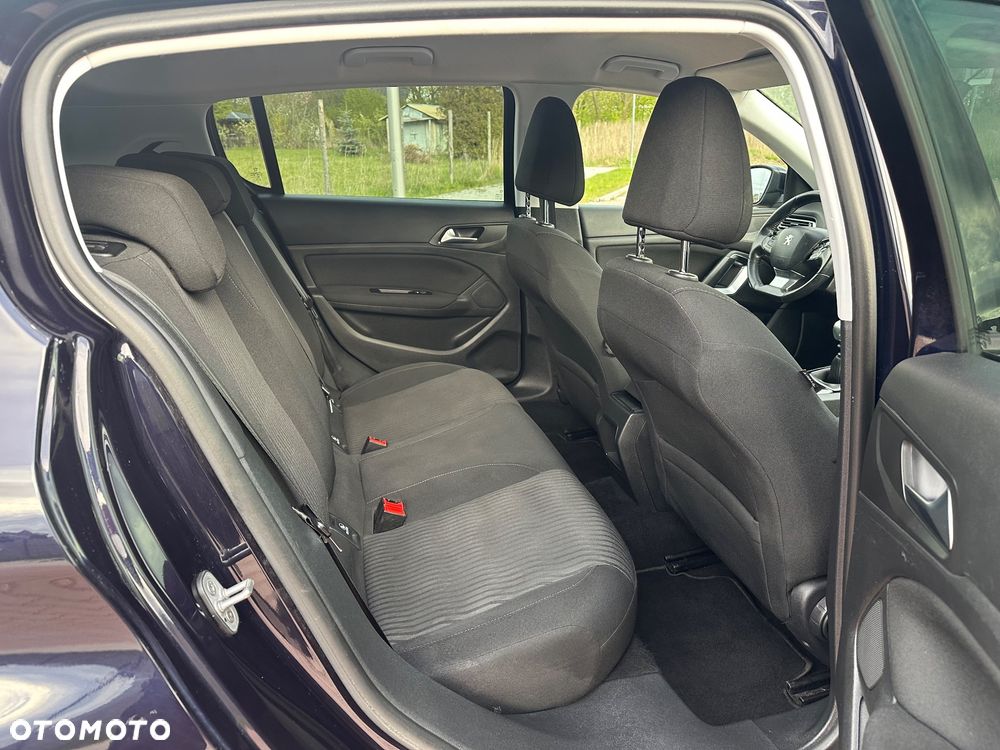 Peugeot 308 BlueHDi 120 Stop & Start Style - 31