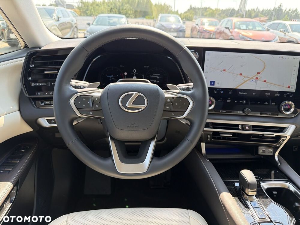 Lexus RX - 11